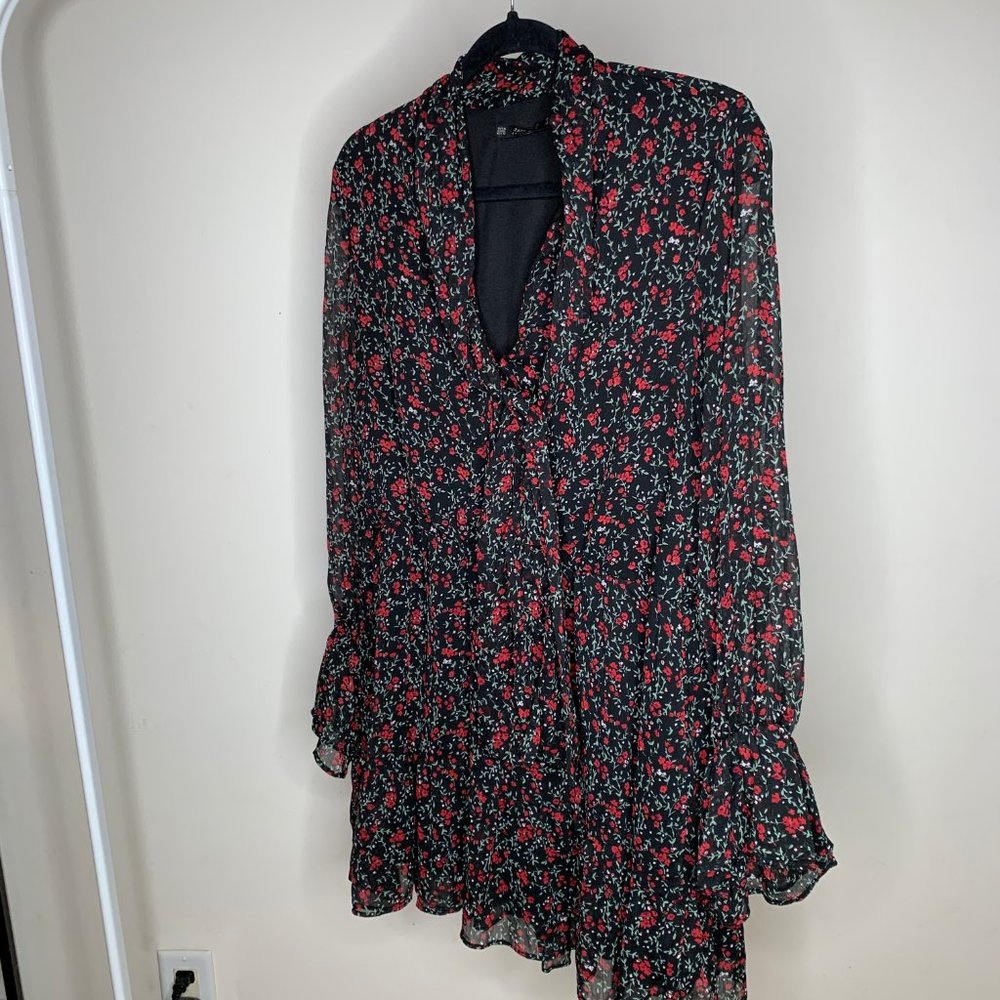 Zara Basic Red Flower Pattern Mini Dress